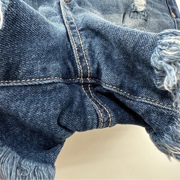 Kendall & Kylie Medium Wash Mid Rise Distressed Shorts Size 28 - Picture 3 of 8